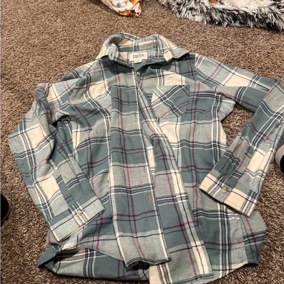 Field & Stream Tops - 🫑Field & Stream Blue and White Plaid Shirt